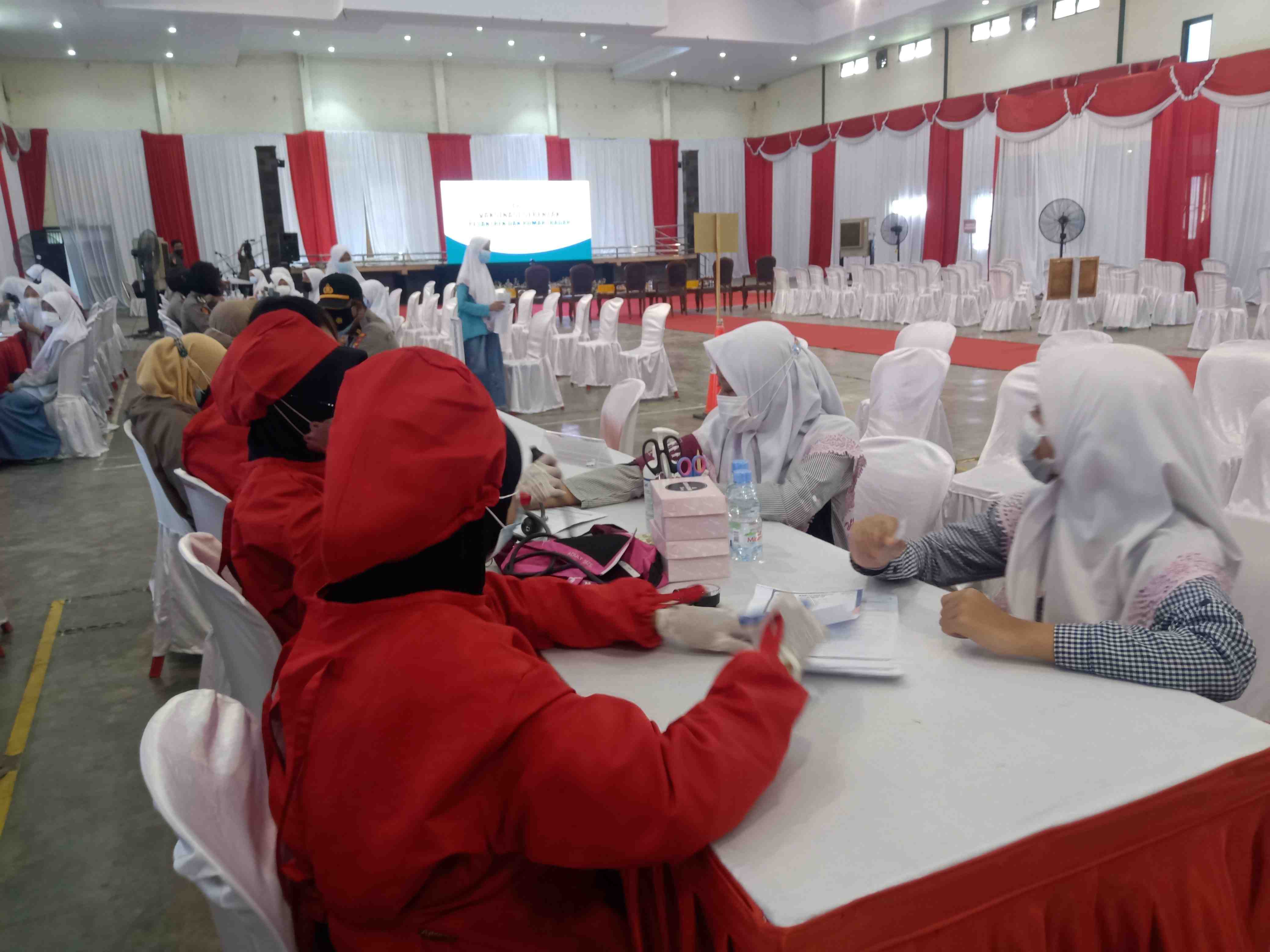 vaksinasi-serentak-pesantren-dan-rumah-ibadah