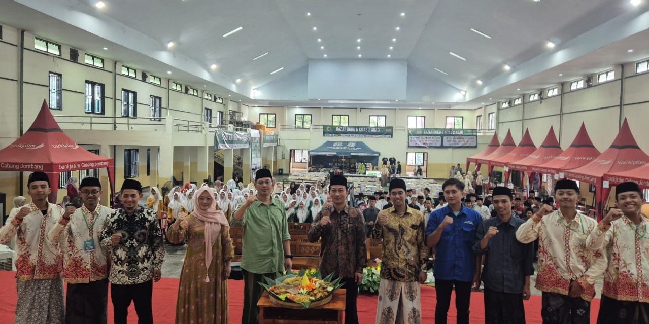 Pembukaan Expo & Bazar dalam rangka dua abad Bahrul Ulum