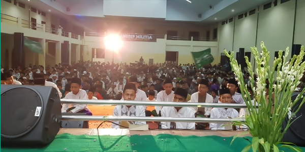 Sholawat Kolosal santri Bahrul Ulum